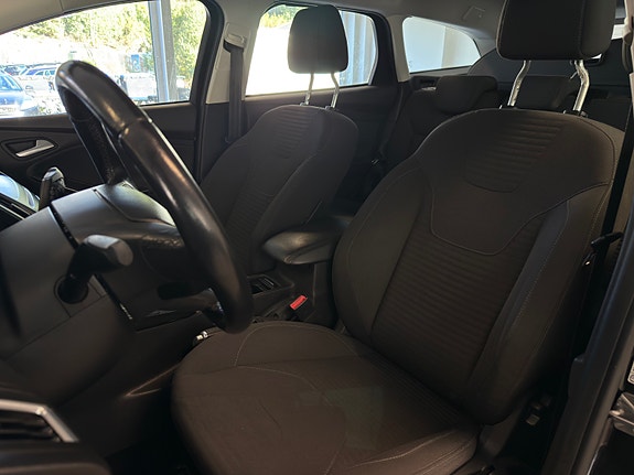 Ford Focus 12 of 30