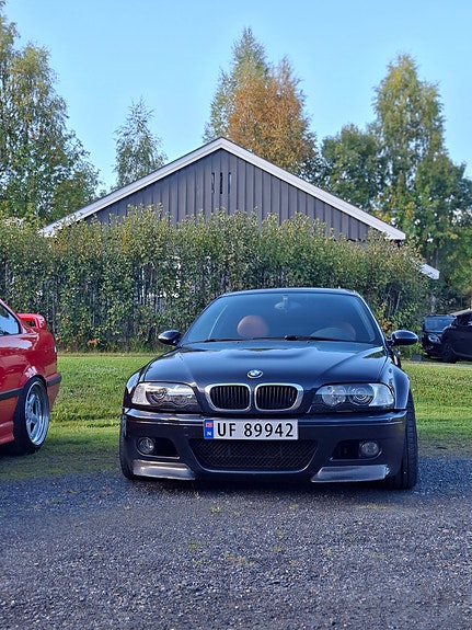 BMW M3 2 of 16