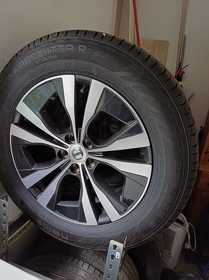 Volvo XC60 17 of 18