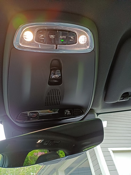 Volvo XC60 14 of 18