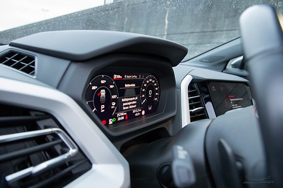 Audi Q4 e-tron 15 of 22