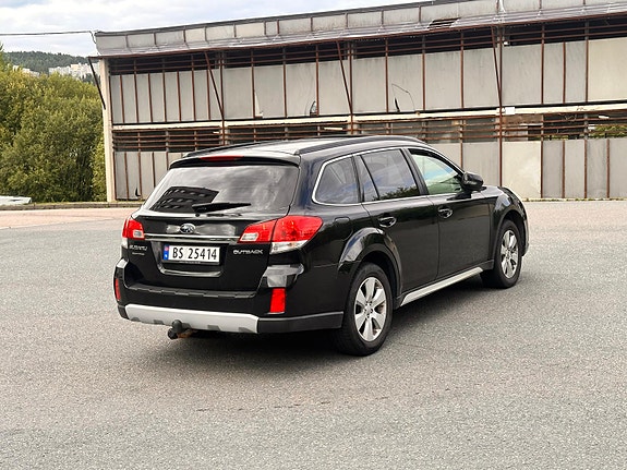 Subaru Legacy 4 of 29