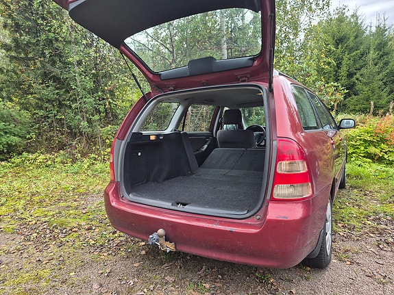 Toyota Corolla 8 of 19
