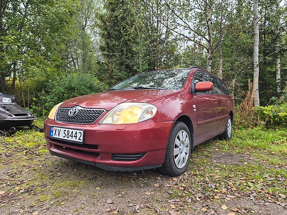 Toyota Corolla 2 of 19
