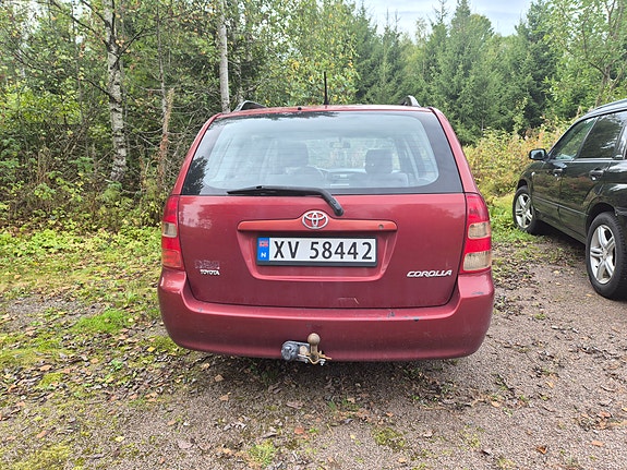 Toyota Corolla 7 of 19