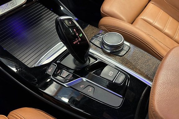 BMW X3 25 of 30
