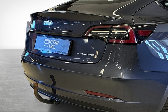 Tesla Model 3 6 of 29