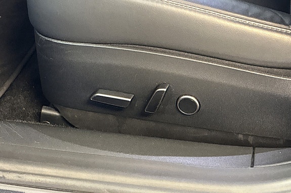 Tesla Model 3 18 of 29