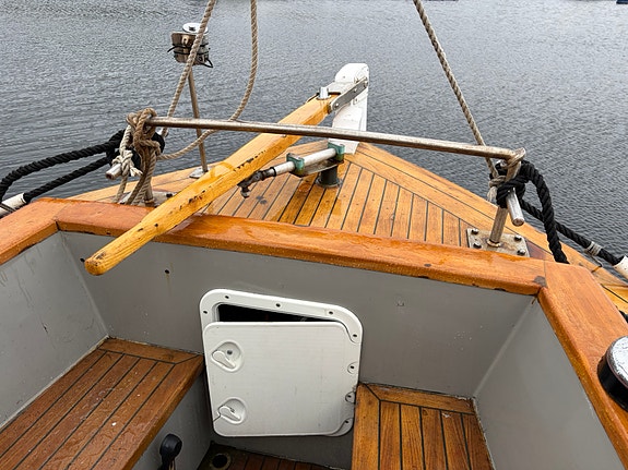 1991 Colin Archer 45’  selges 19 of 25