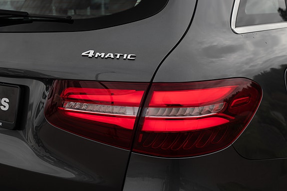 Mercedes-Benz GLC350 e 9 of 30
