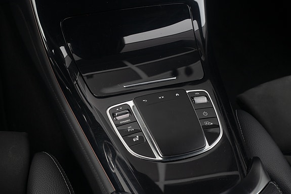 Mercedes-Benz EQC400 20 of 30