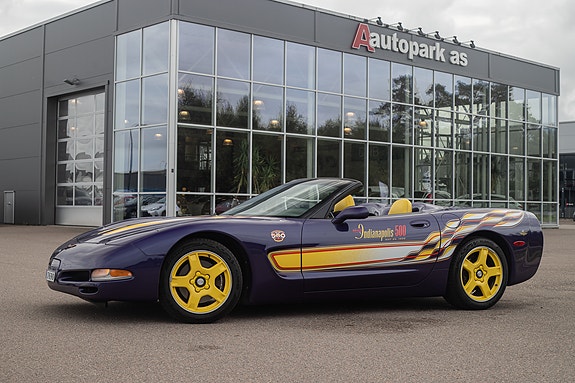 Chevrolet Corvette 6 of 30