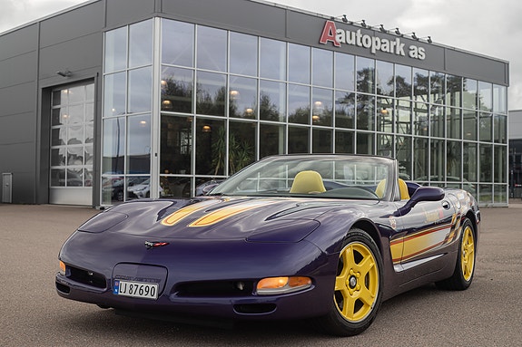Chevrolet Corvette 4 of 30