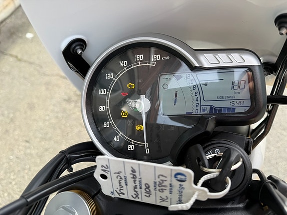 Triumph Scrambler 400XC, kun gått 18 mil, med toppboks 3 of 6
