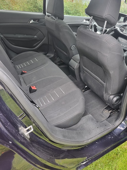 Peugeot 308 15 of 30