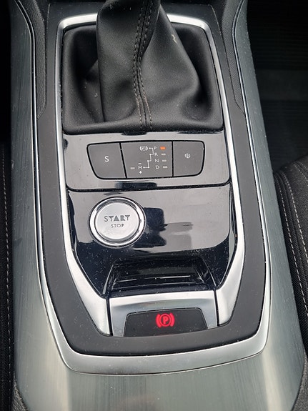 Peugeot 308 23 of 30