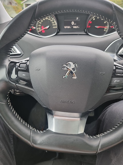 Peugeot 308 24 of 30