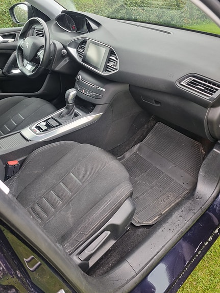 Peugeot 308 17 of 30
