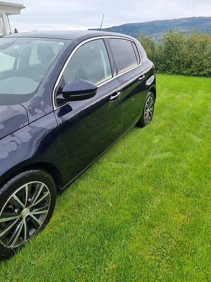 Peugeot 308 3 of 30