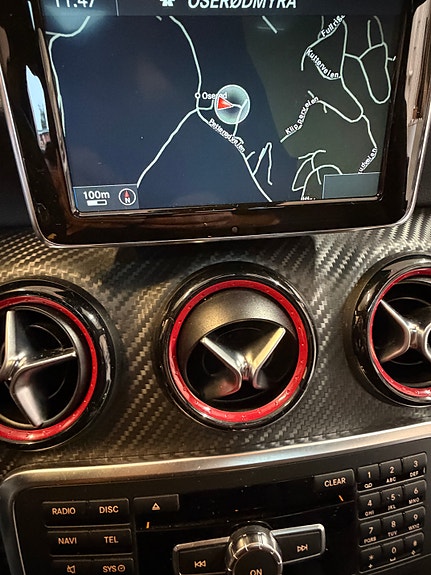 Mercedes-Benz A250 28 of 30