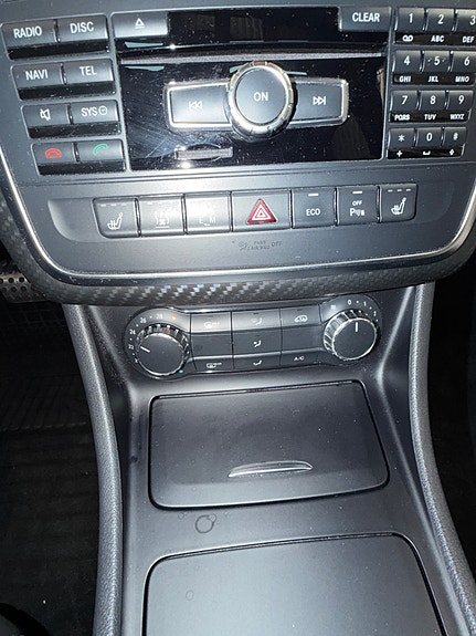 Mercedes-Benz A250 29 of 30