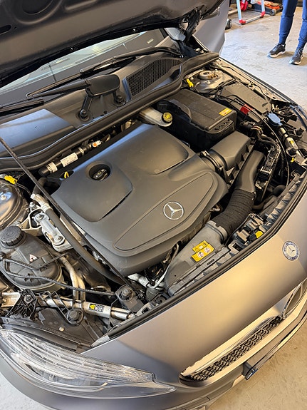 Mercedes-Benz A250 16 of 30