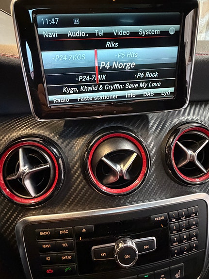 Mercedes-Benz A250 24 of 30