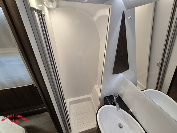 Hobby Prestige 720 WQC| Queensbed | Separat dusj | Stor rundsitter 11 of 25