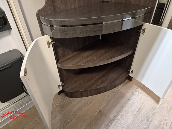 Hobby Prestige 720 WQC| Queensbed | Separat dusj | Stor rundsitter 21 of 25