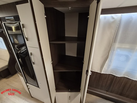 Hobby Prestige 720 WQC| Queensbed | Separat dusj | Stor rundsitter 15 of 25
