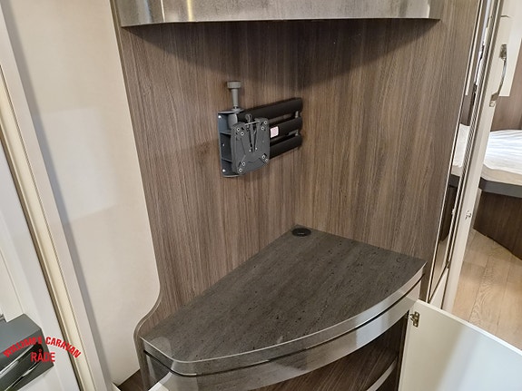 Hobby Prestige 720 WQC| Queensbed | Separat dusj | Stor rundsitter 22 of 25