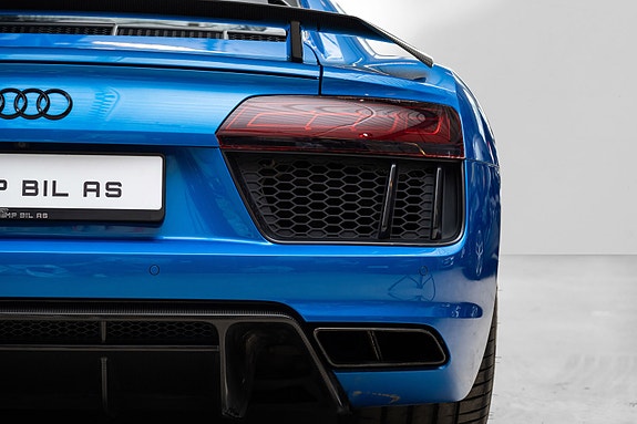 Audi R8 7 of 30