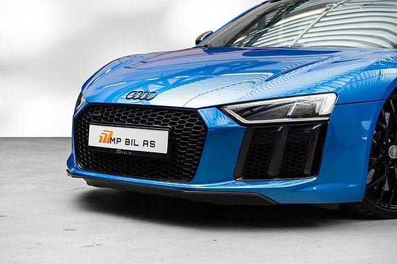 Audi R8 14 of 30