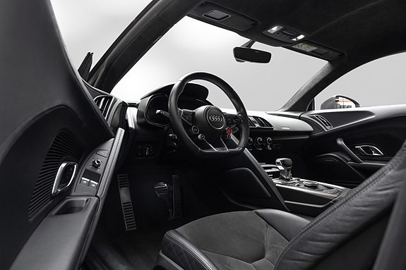 Audi R8 24 of 30