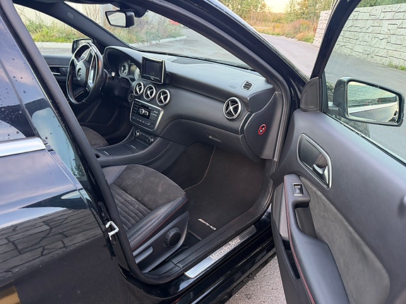 Mercedes-Benz A200 d 8 of 21