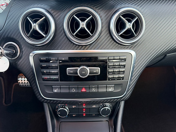 Mercedes-Benz A200 d 13 of 21