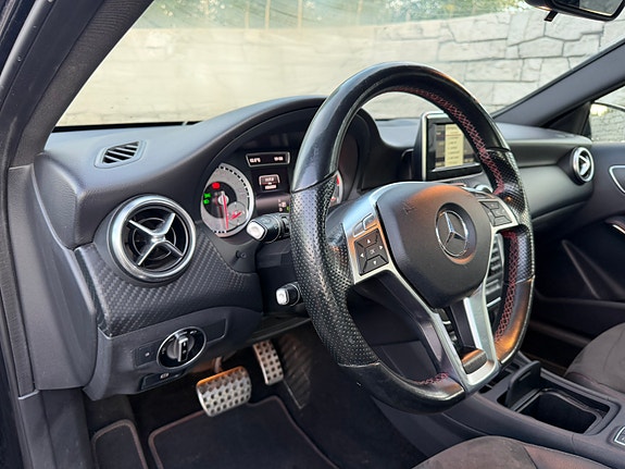 Mercedes-Benz A200 d 12 of 21
