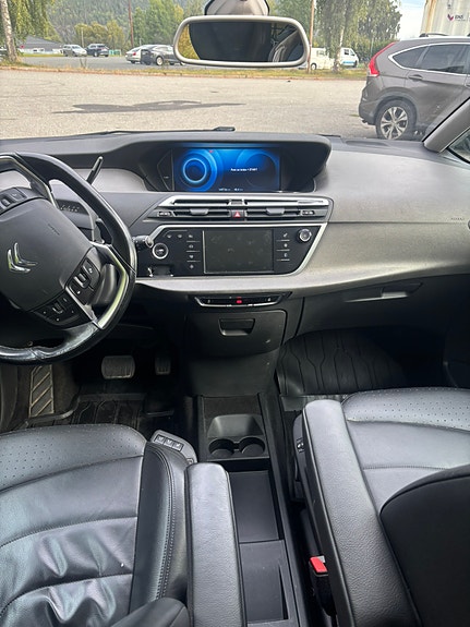 Citroen Grand C4 Picasso 5 of 21