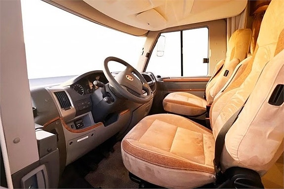 Hymer HYMERMOBIL B 654 CL 9 of 12
