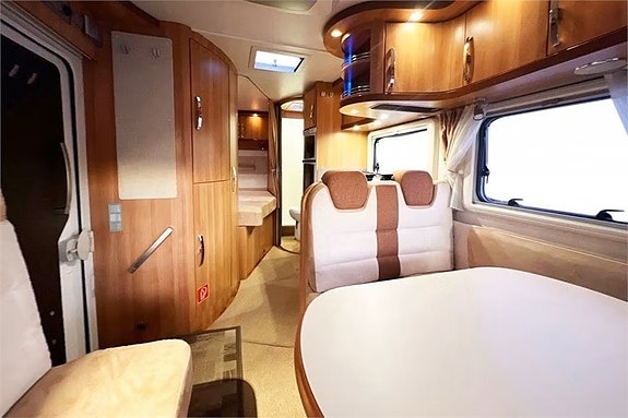 Hymer HYMERMOBIL B 654 CL 8 of 12