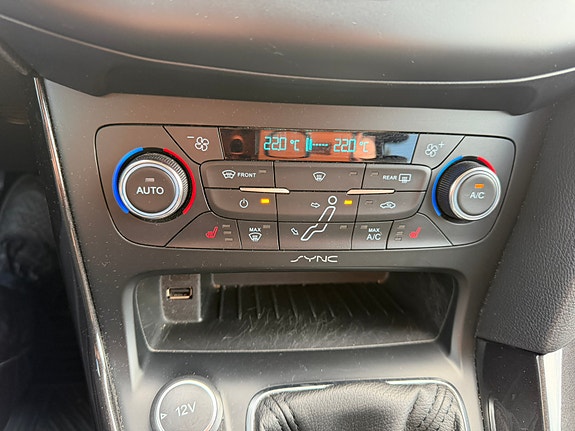 Ford Focus 10 of 22