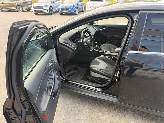 Ford Focus 6 of 22