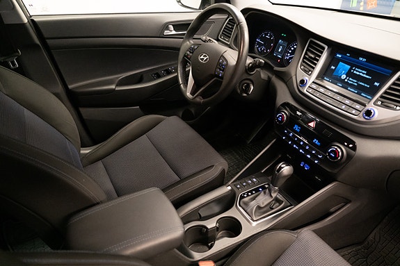 Hyundai Tucson 16 of 30