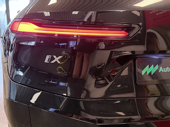 BMW iX 29 of 29