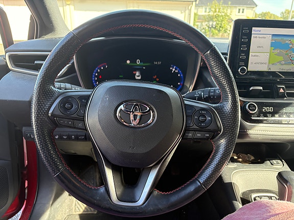 Toyota Corolla 14 of 24
