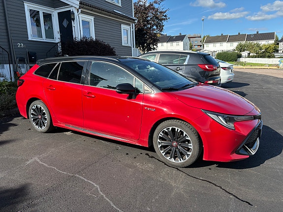 Toyota Corolla 2 of 24