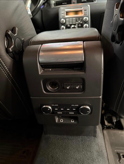 Volvo XC70 11 of 13