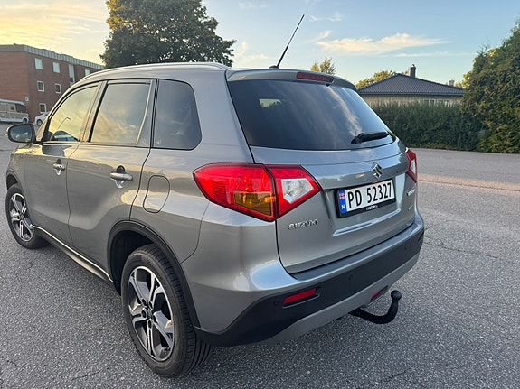 Suzuki Vitara 8 of 30