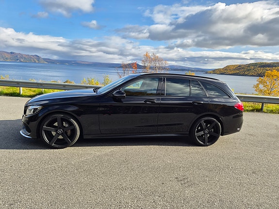 Mercedes-Benz C200 3 of 17