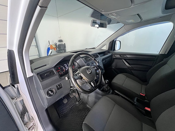 Volkswagen Caddy Maxi 11 of 13